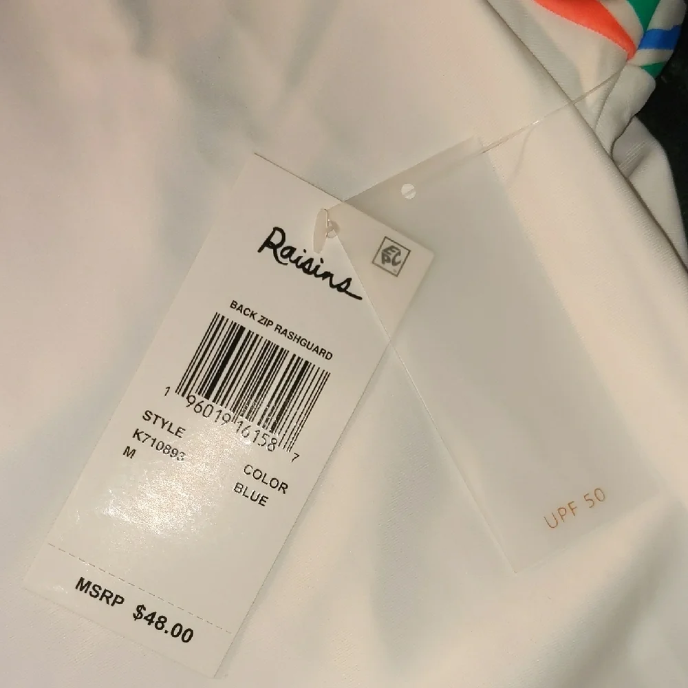 Raisins Swim Wear Co. White Cream Raglan Long Sleeve Size Medium - Picture 3 of 4